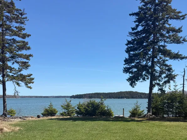 67 Birch Point, Milbridge, ME 04658