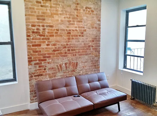 Rented by Bohemia Realty Group | media 10