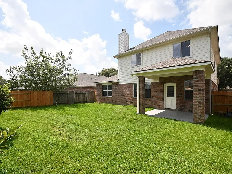 13111 Rippling Creek Ln — Photo 22