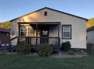 509 Washington Ave, Nitro, WV