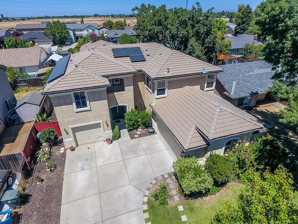 1st image of 1679 Valley Meadows Dr