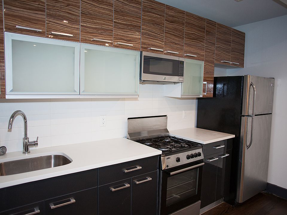 1st image of 936 Madison St #5F