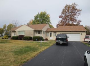 920 Louisedale Dr, Fort Wayne, IN 46808