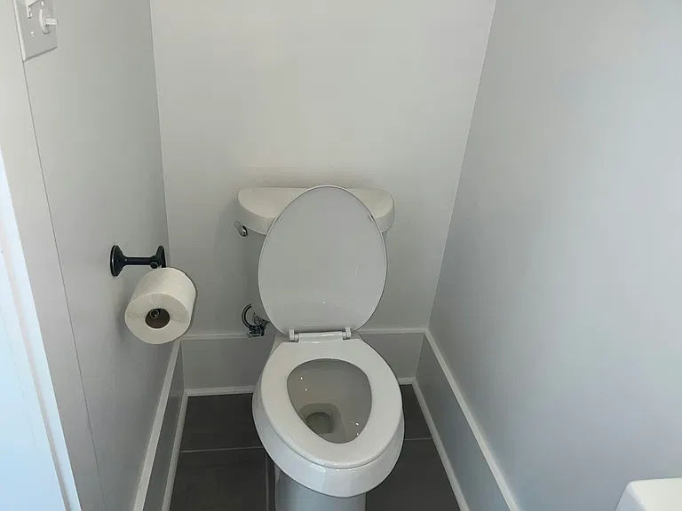 1662 N Tonti St #1A — Photo 16