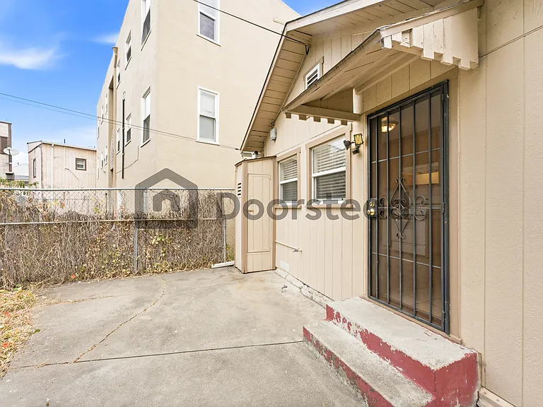 4339 Adeline St #B — Photo 27