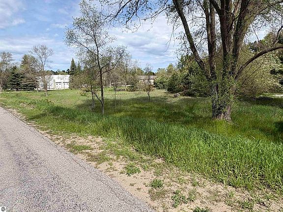 2nd image of 0 Gilbert Ave