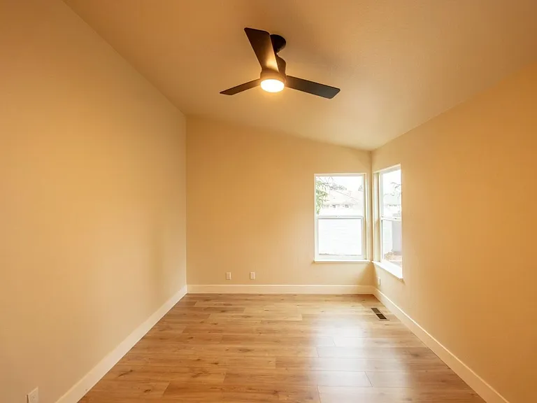 7562 Wheeldale Cir — Photo 20