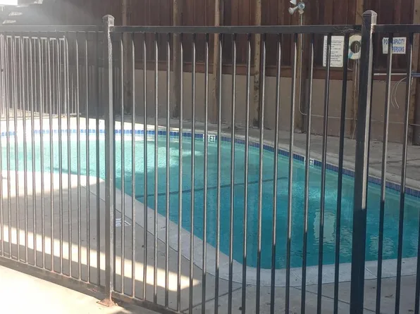 1243 E St APT 2, Hayward, CA 94541