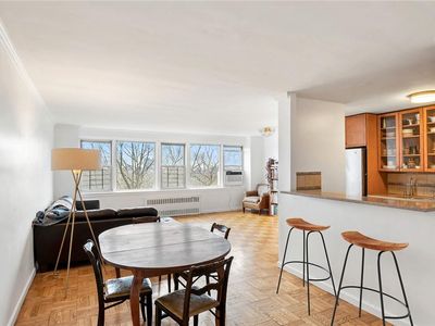 4555 Henry Hudson Parkway #A605, Bronx, NY, 10471