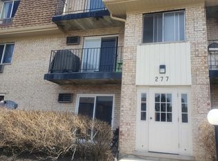 277 Shorewood Dr APT 2A, Glendale Heights, IL 60139