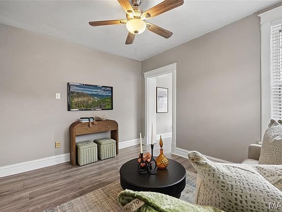 5th image of 3115 Lackland Ave