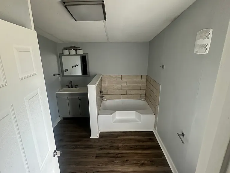 7338 Highway 122 E #3 — Photo 3