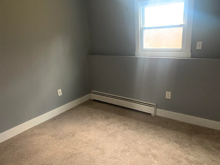 354 Main St #3 — Photo 16
