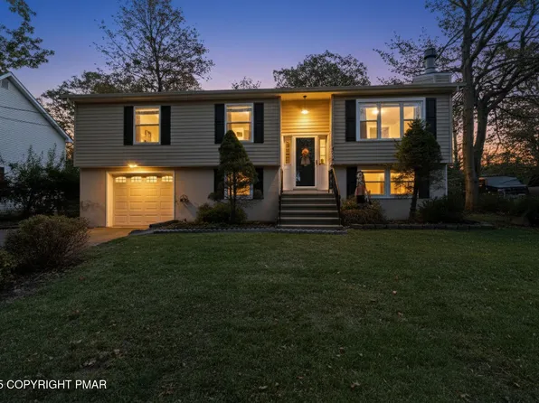 4109 Devon Dr, Tobyhanna, PA 18466