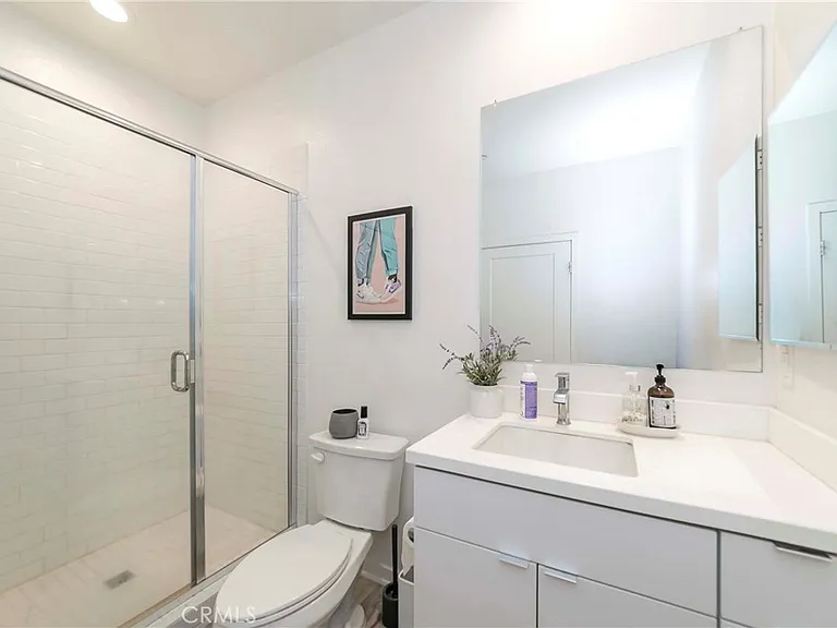 408 Hudson St — Photo 28