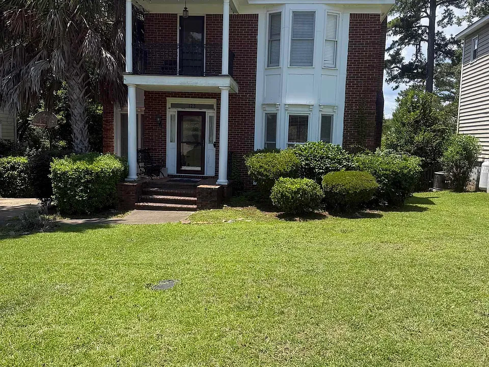 123 Heatherstone Rd