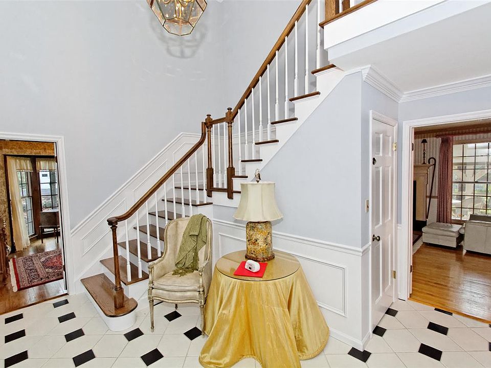 1389 Rosehill Blvd, Niskayuna, NY 12309 Zillow