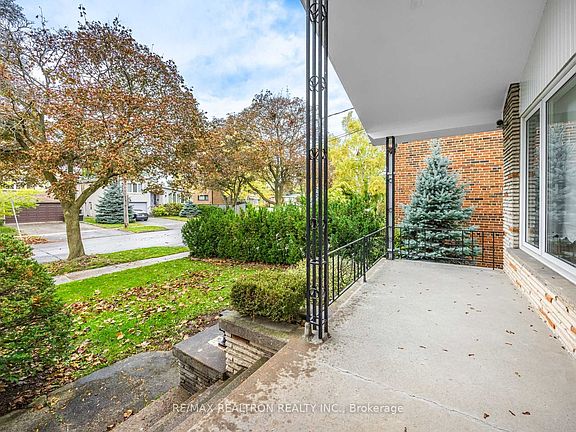 2nd image of 88 Rockford Rd