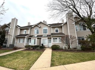 36 Birchwood Rd, Bedminster, NJ 07921