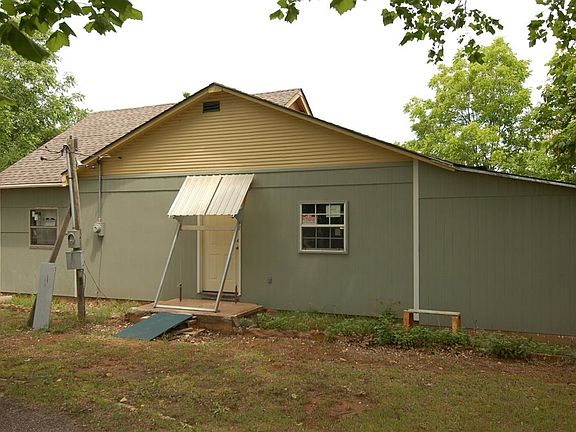 2nd image of 8805 NE 50th St