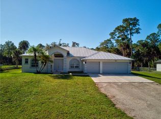 960 16th Ave NE, Naples, FL 34120