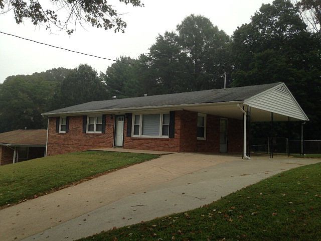 1st image of 110 Tolliver Pl