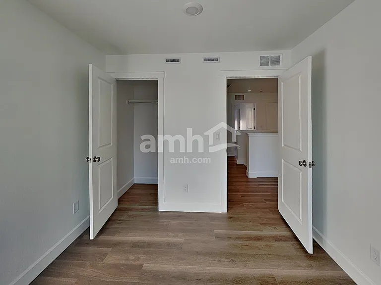 10067 Atchinson Ct — Photo 17