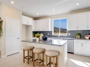 31558 Angel Aura Dr, Winchester, CA 92596