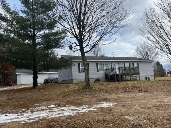 17280 Trenton Ave NE, Cedar Springs, MI 49319