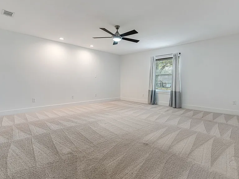 10008 Calle De Palencia — Photo 33