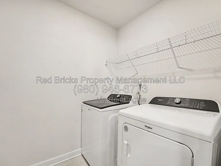 2043 Old Rivers Rd — Photo 15