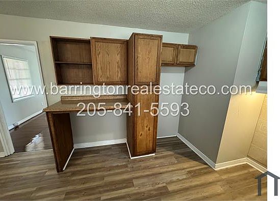 4th image of 216 Sanford Dr