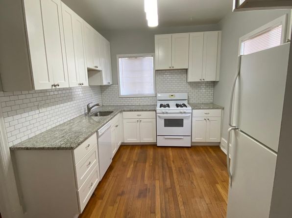 834 Barnett St NE #2