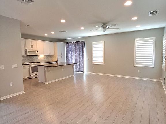 3rd image of 13219 Cuyamaca Vista Dr