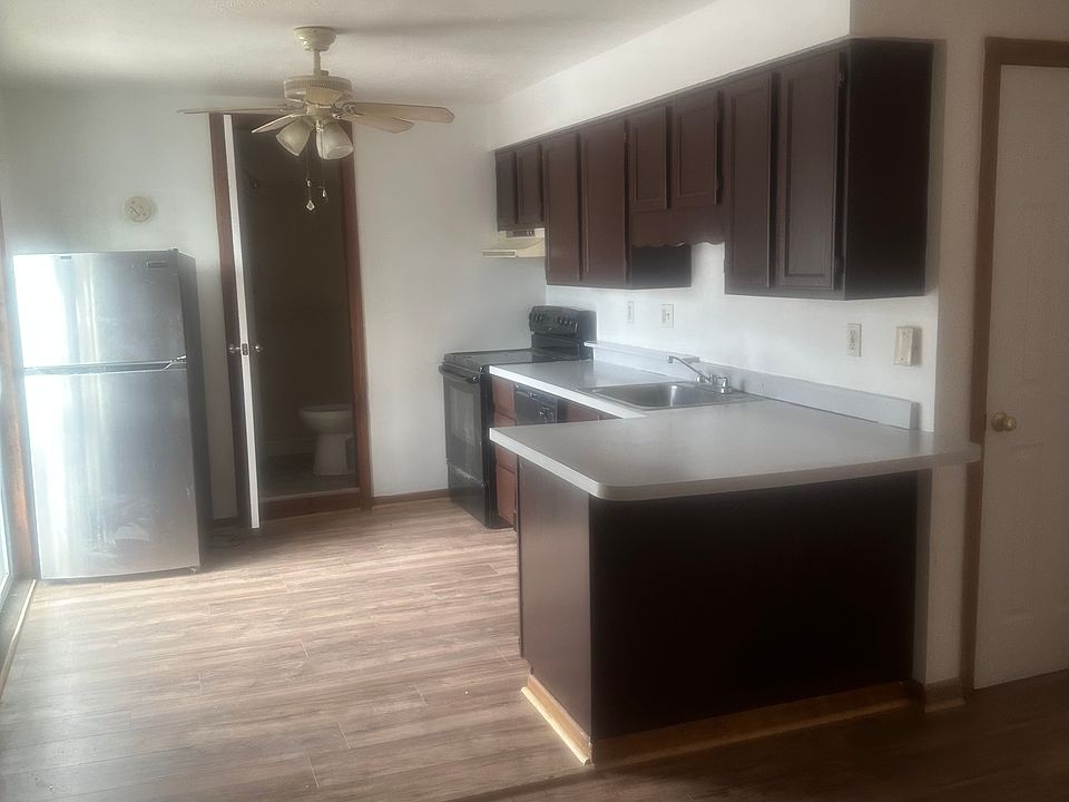 1st image of 1901 Mount Troy Rd APT 1