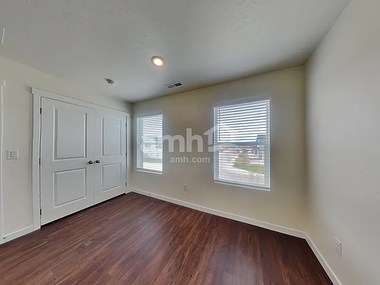 1480 N Garnet Creek Ave — Photo 18
