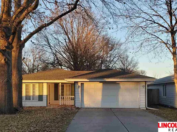 7320 Stanton St, Lincoln, NE 68507