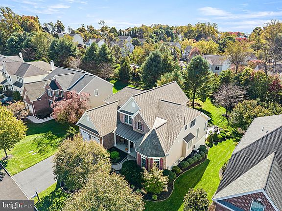 3rd image of 4429 Lobella Ct