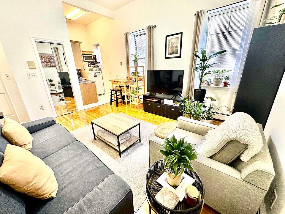 1st image of 86 South St APT 2