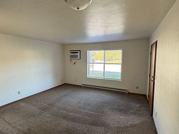 3rd image of 502 Fritzie Ave #50204