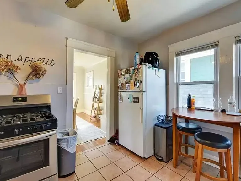 1202 Cook Ave #2 — Photo 3