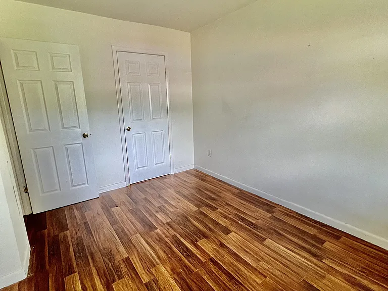 10 Dorsey Ln #1 — Photo 9