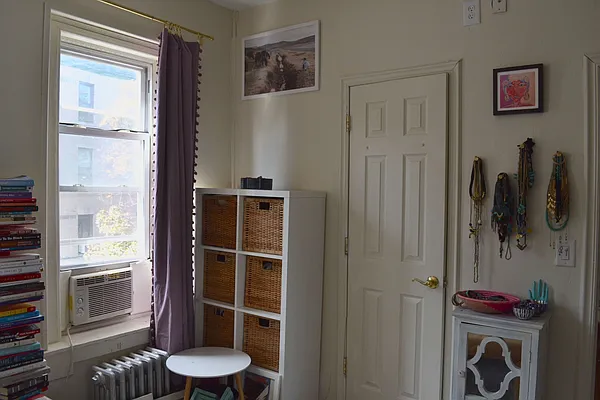 Rented by Farran & Associates | media 30