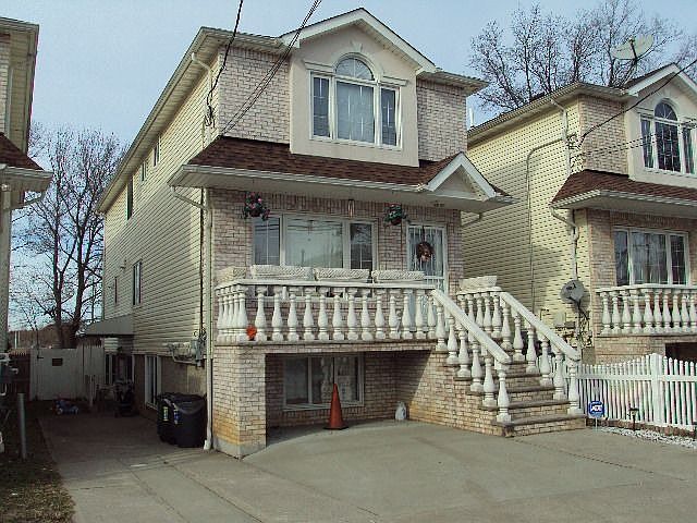 1st image of 151 Cannon Ave