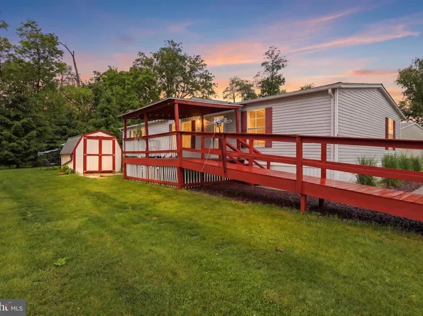 156 Linda Dr, New Oxford, PA 17350
