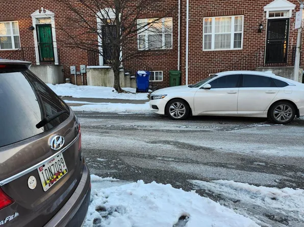1117 N Woodyear St, Baltimore, MD 21217