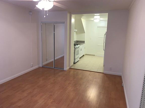 5th image of 1242 N Orange Grove Ave APT 4