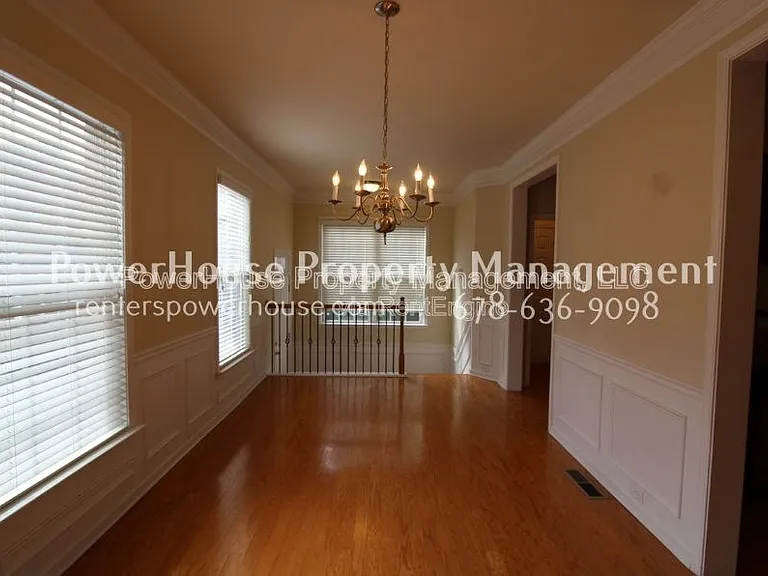 10752 Camarilla Ct — Photo 32