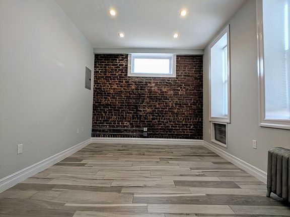 4th image of 6754 78th St #2