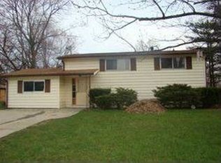 9122 E Granville Ln, Indianapolis, IN 46229